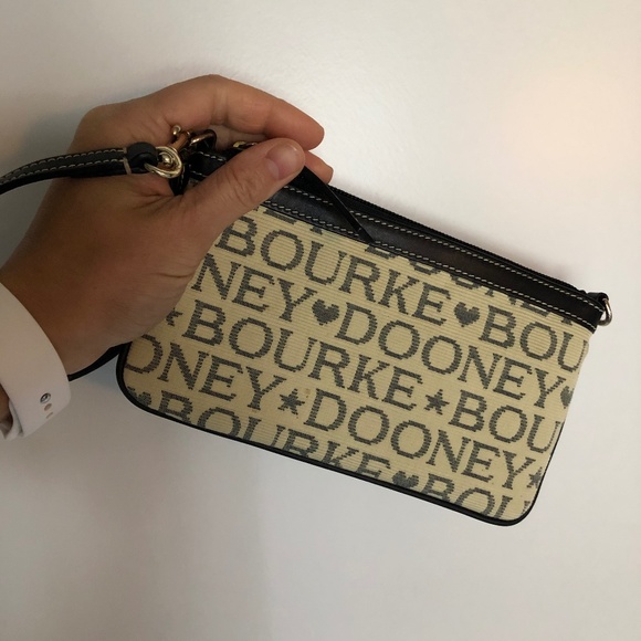 Dooney & Bourke Handbags - Dooney & Bourke Wristlet